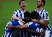 开云体育-赛地聚焦：西甲清晨热度飙升，皇家社会战术微调，信心回归，临场指挥获称赞(买艾力绅十混动大忠告)