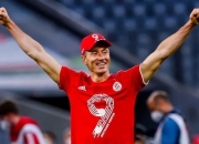 开云-关于莱万多夫斯基迎来二十赛季高光表现，瑞士队球迷沸腾！的信息