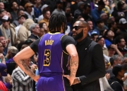 开云体育-穆古鲁扎遭遇十五连败，湖人教练面临压力！的简单介绍